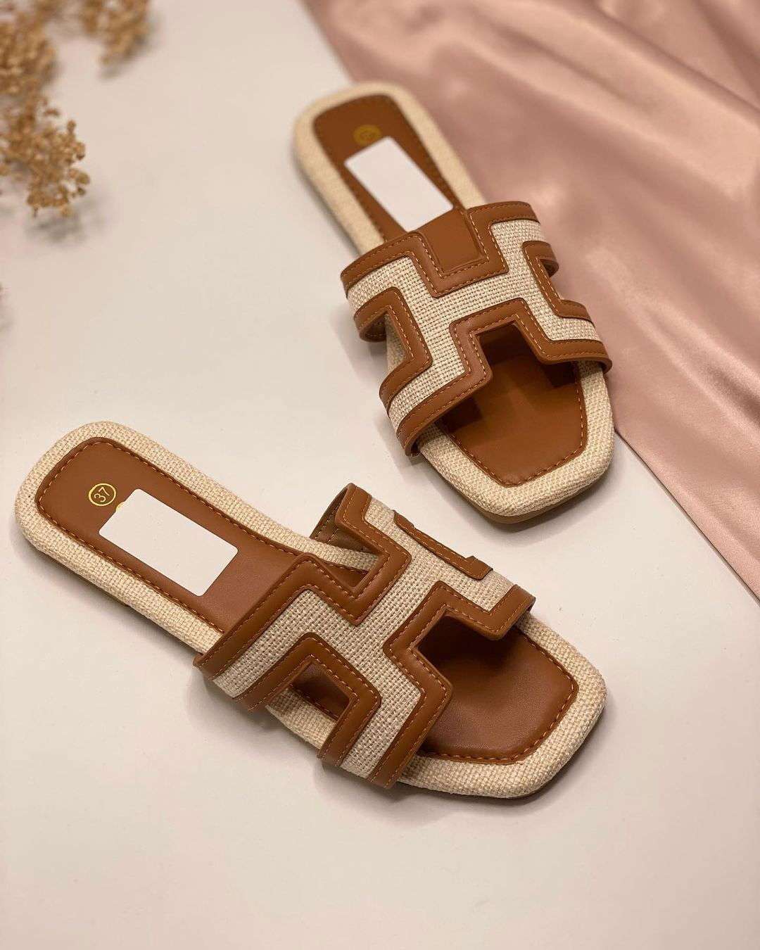 Women’s Denim Brown Jeans Casual Flat Slippers Stylish & Comfortable Everyday Footwear - SCSSTORE.PK
