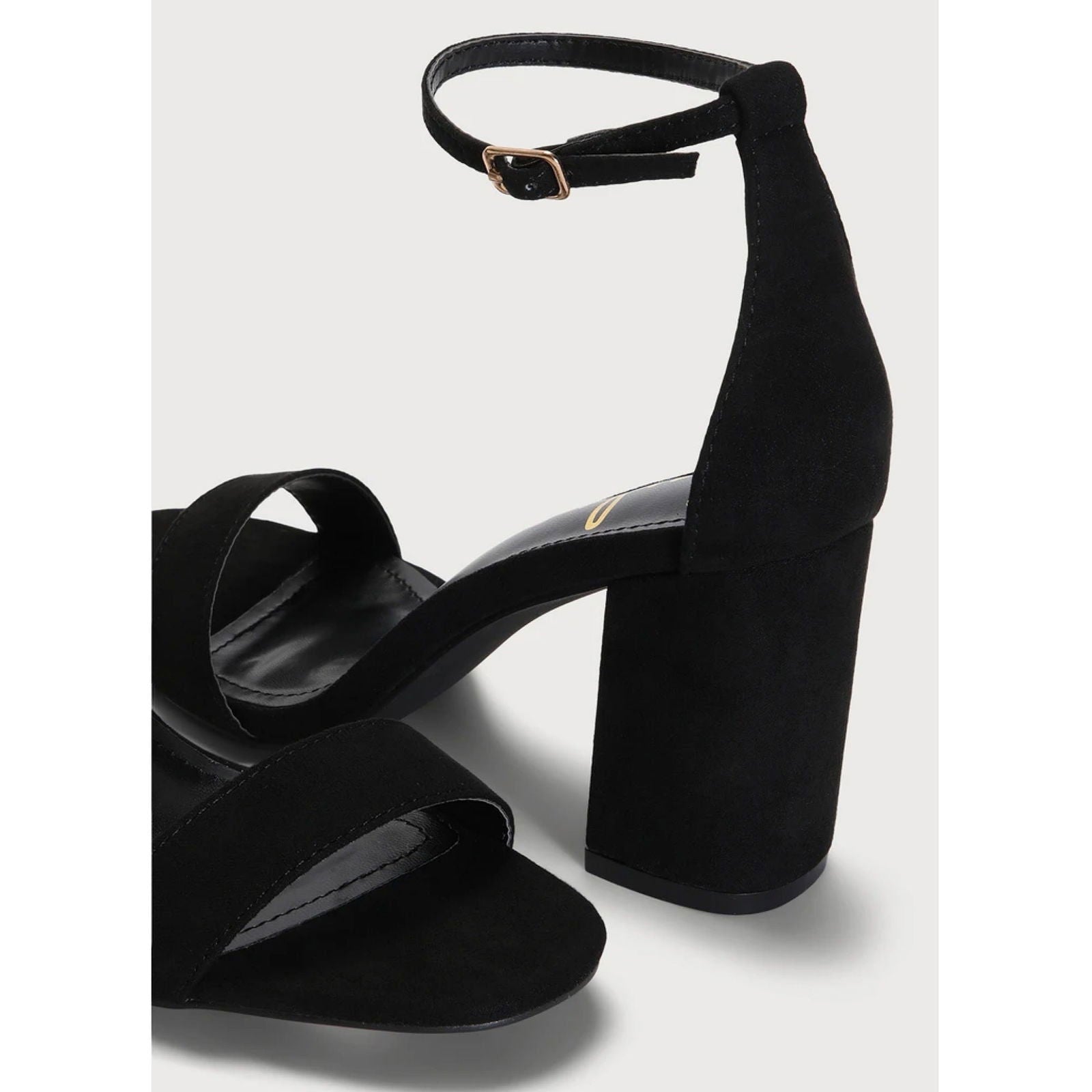 Slip-on Comfortable Heels – Stylish Look
