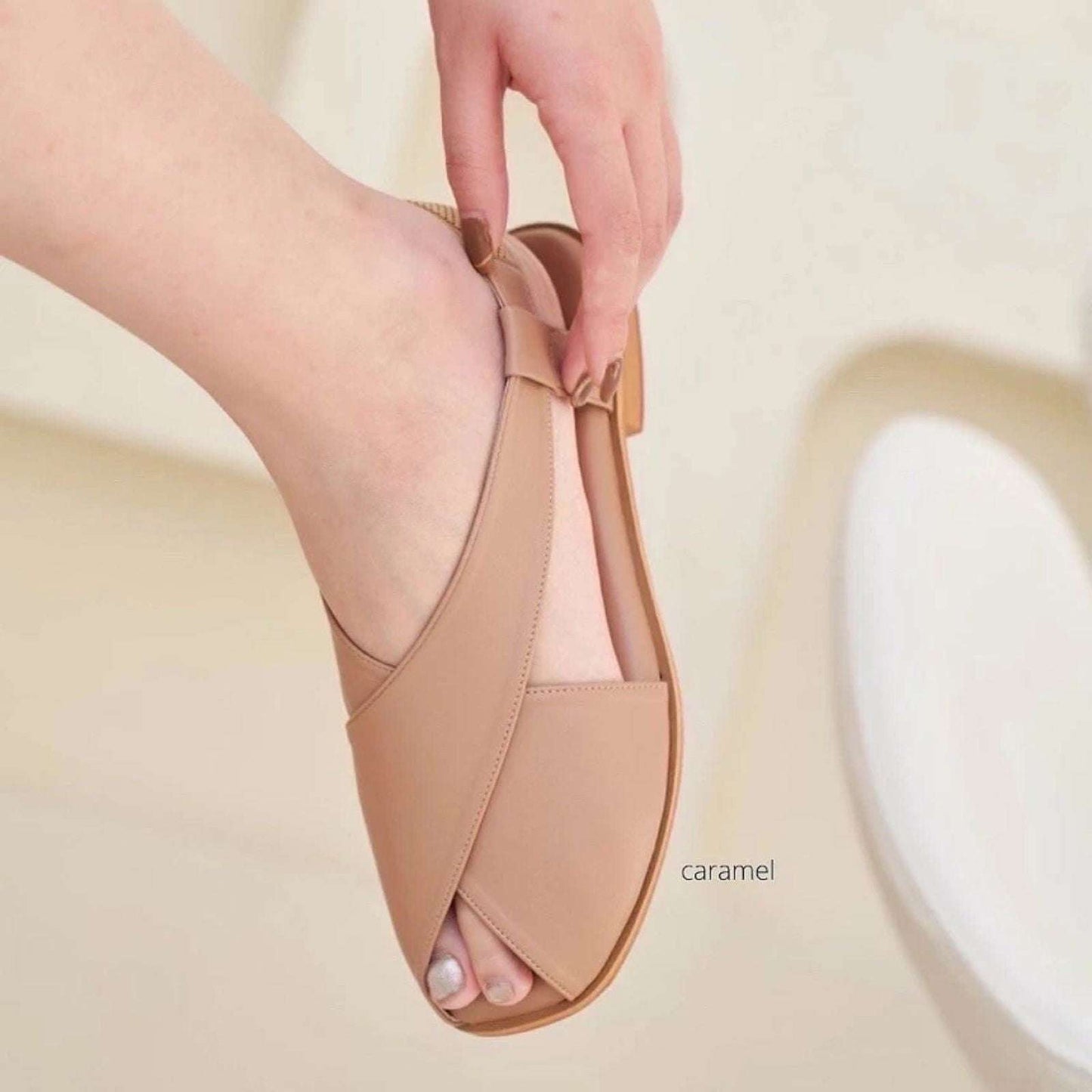 Chic Everyday Slides – Croissant Style
