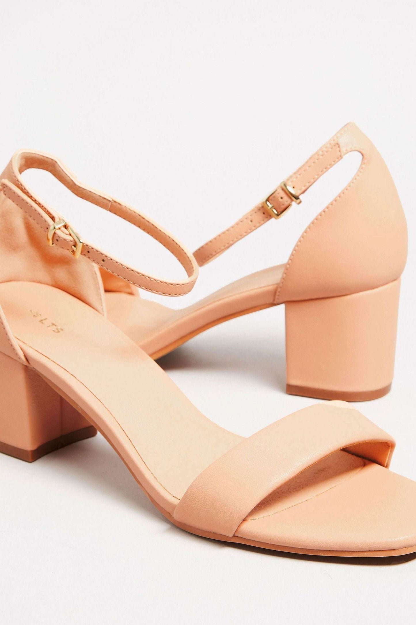 Women Block Heel Sandals in Black & Beige - Standard Fit Women's Stylish Comfort - SCSSTORE.PK