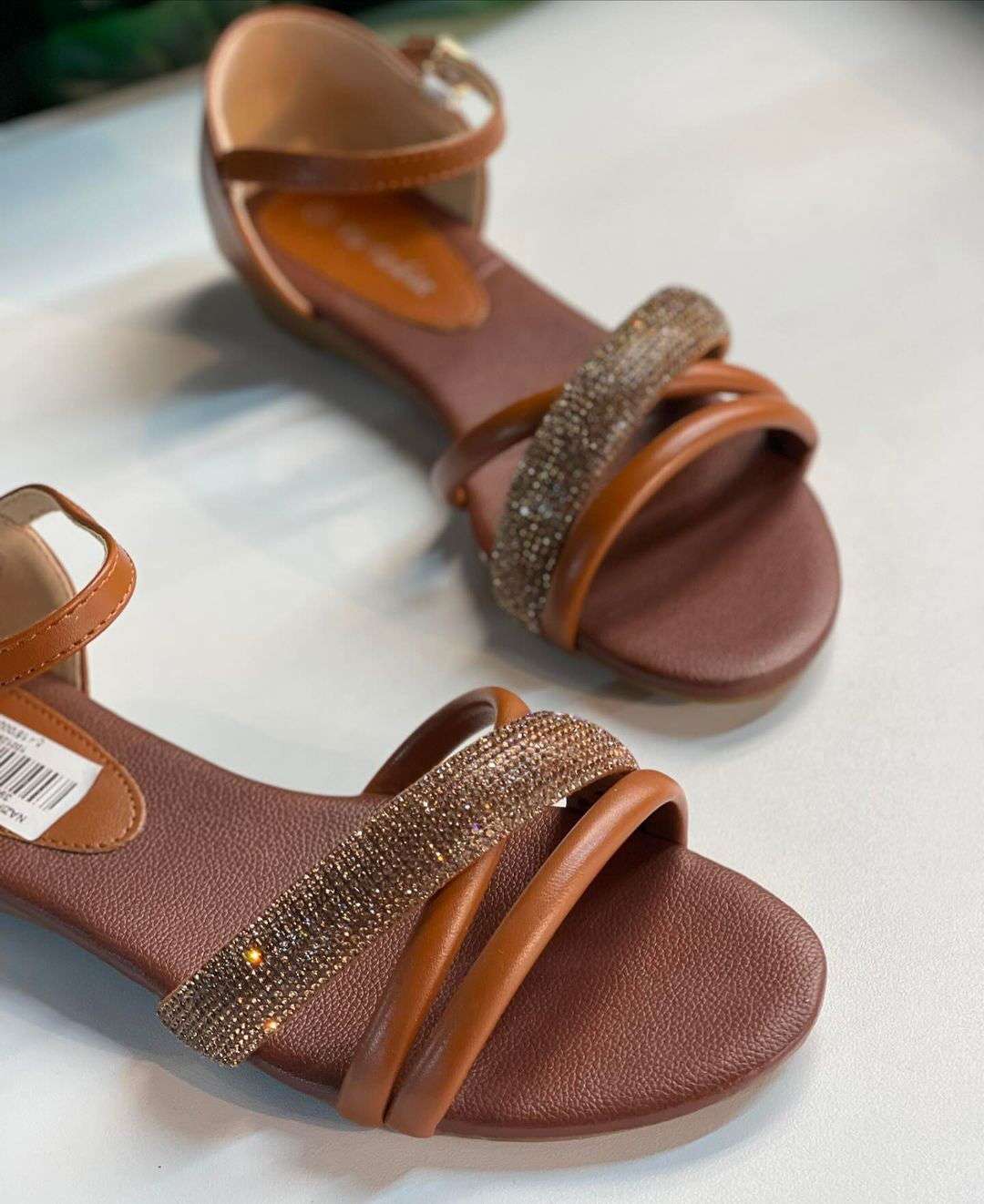 Glamorous Flat Sandals with Ankle Strap – SCS
