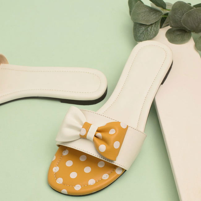 Soft Sole Polka Dot Flat Slippers – Cute Daily Wear

